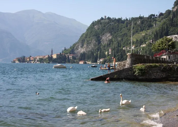 Casa In Riva Al Lago